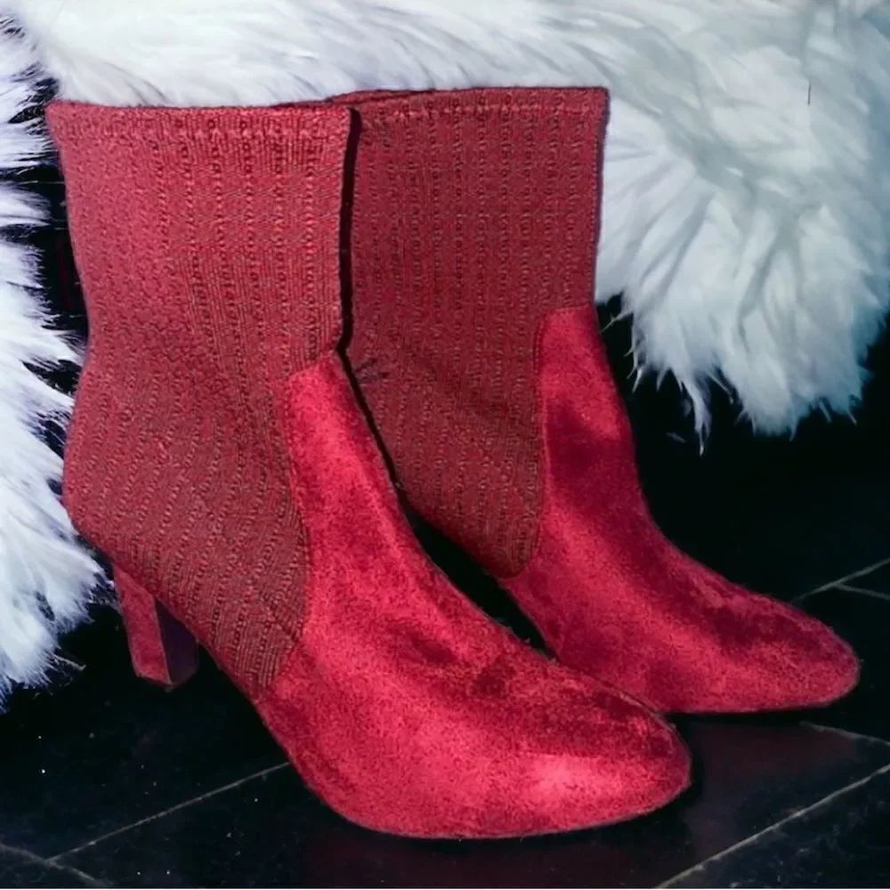 LMPO l Red Suede Booties l Soft Pull-on l 3 1/4” Heel l Size 8 l New